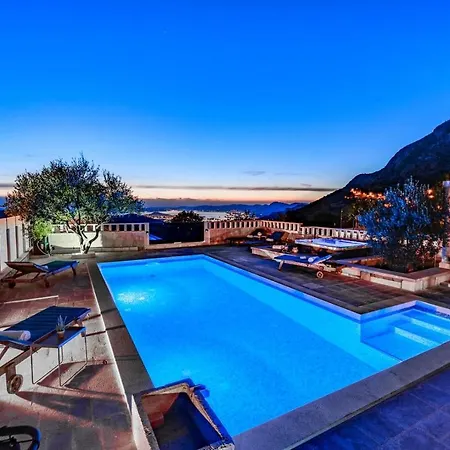 Вилла Runje Zrnovnica