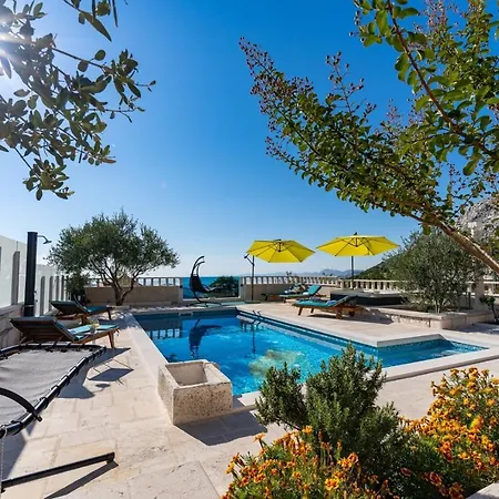 Вилла Runje Zrnovnica